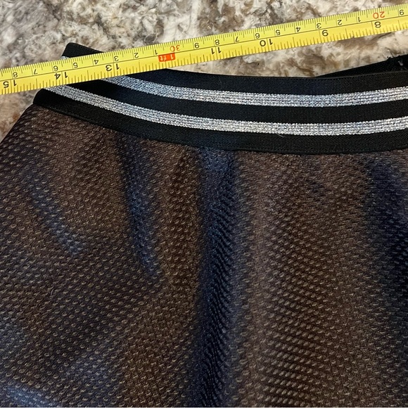 XXL (18) Disney Descendants 3 Plus Girls Black Skort Skirt Embroidered Skull Min - Picture 3 of 8